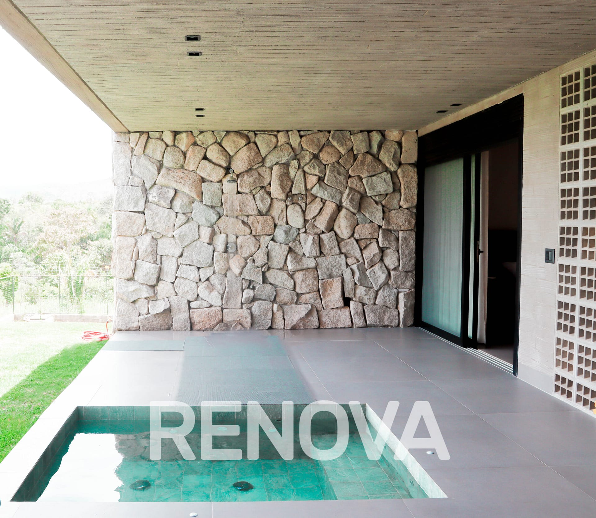Area Externa Jacuzzi-1